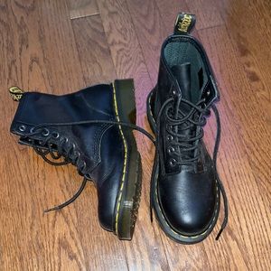Dr. Martens Air Cushion Sole